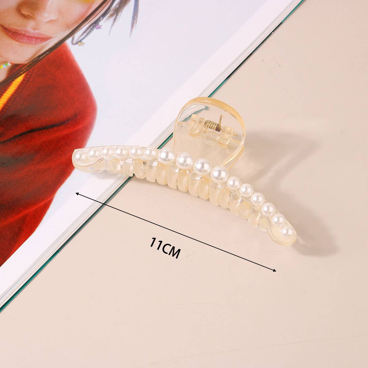 Pearl Acrylic Hair Claw Clip