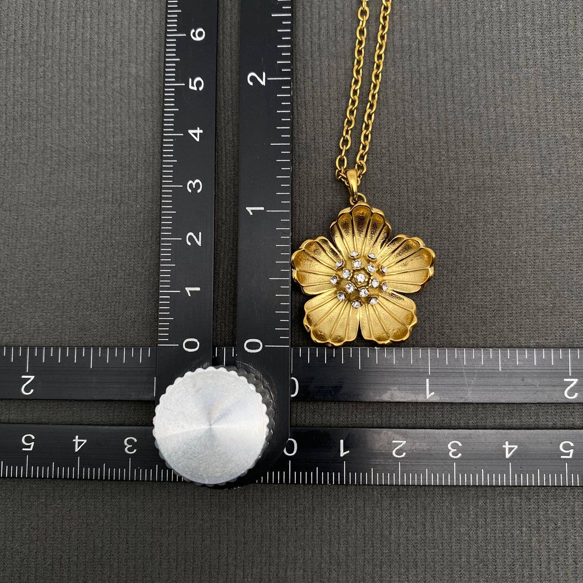 Flower Charm 18K Gold Plated Stainless Steel Necklace - FGS