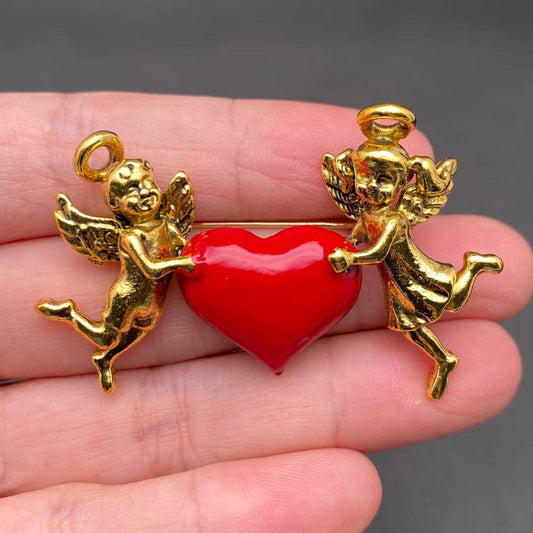 Brooch Gift Guide 2026: The Perfect Statement Pins for Every Occasion (Valentine's Day, Mother's Day & Beyond)