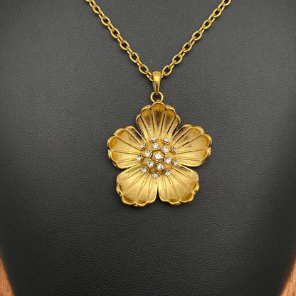 Flower Charm 18K Gold Plated Stainless Steel Necklace - FGS