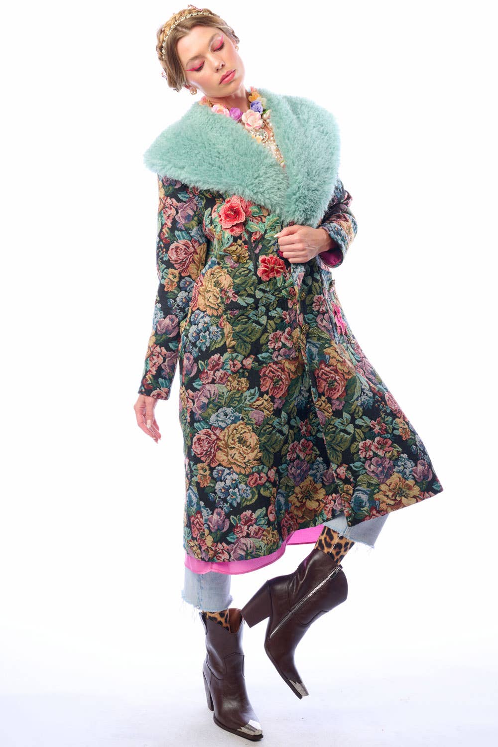 Isabel Coat: Black Floral Jacquard / L