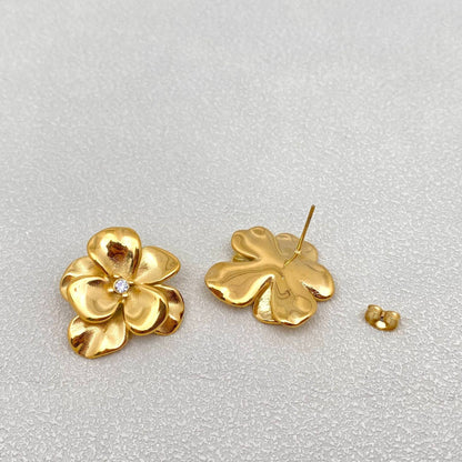 Gold Flower Stud Earrings